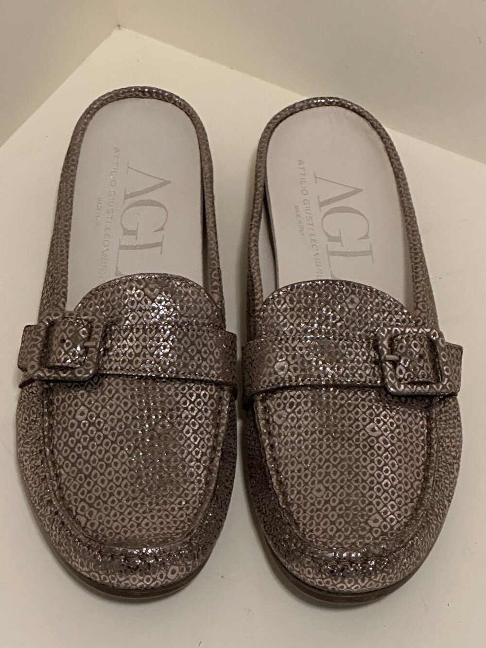 AGL Women Square Buckle Flat Raisa Quartz Leather Loafer, made in Italy, US 9M